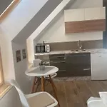 Corner 4*