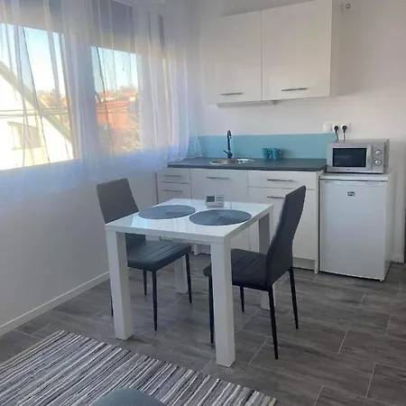 招待所 Corner 蒂豪尼