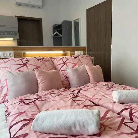 Corner 티하니