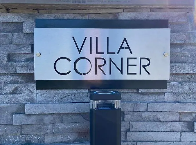 Corner Konukevi 4*